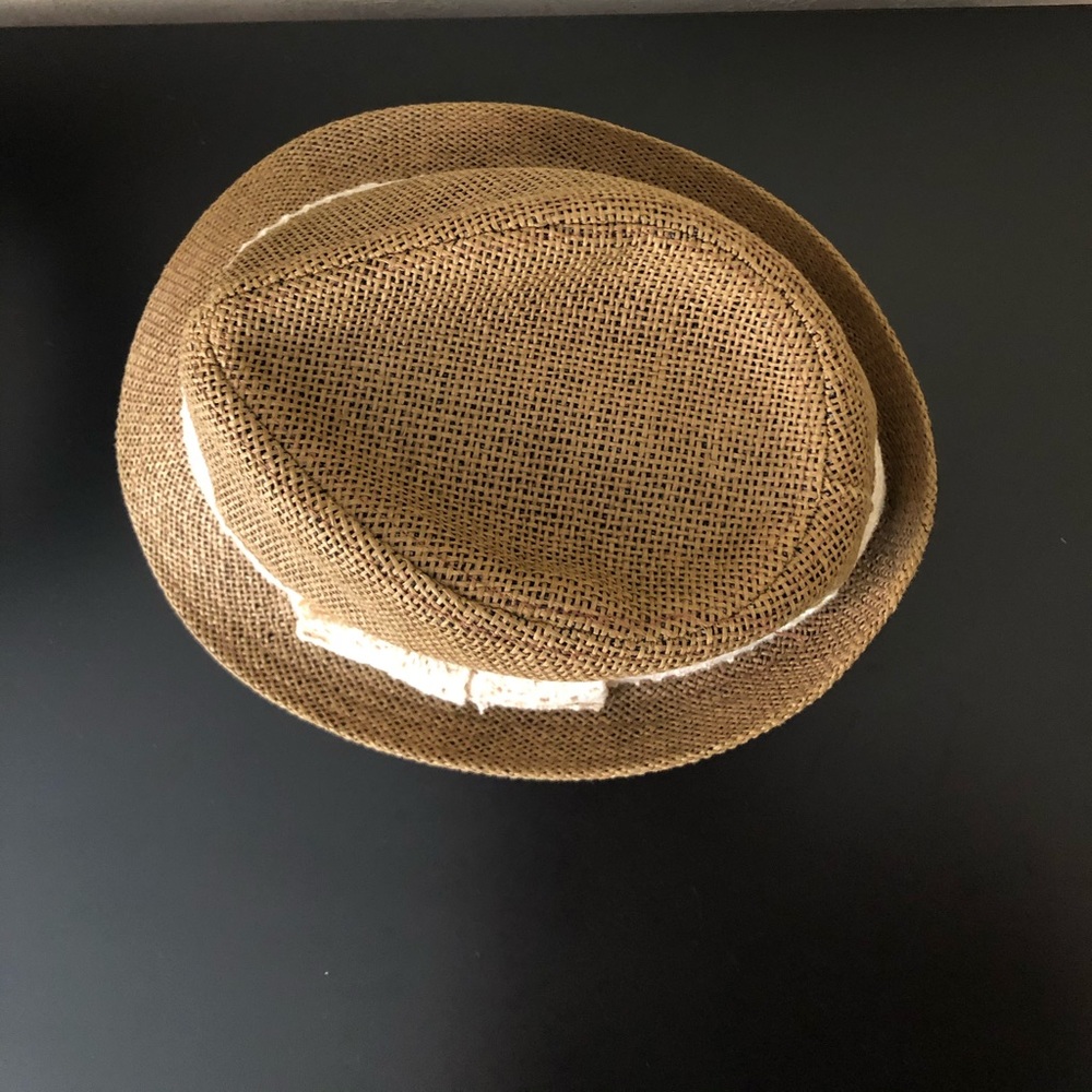 Hat - Picture 3 of 4